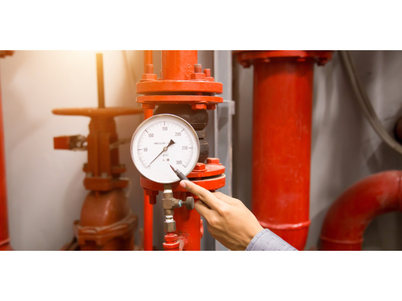 Який тиск повинен бути в насосній станції?