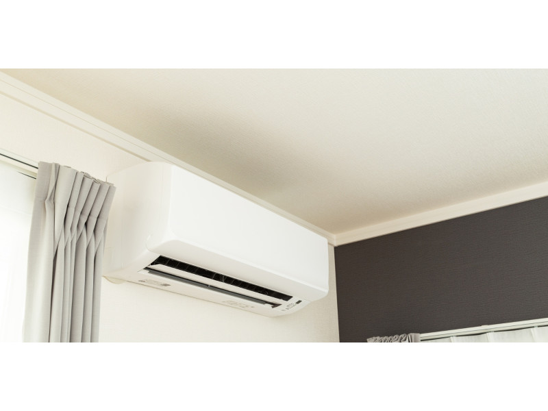 Як висота стелі впливає на вибір кондиціонера