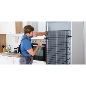 Що відбувається з компресором холодильника під час частих відключень електрики