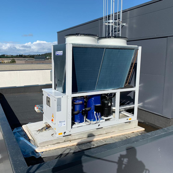 Тепловий насос 130 кВт повітря-вода Thermocold DOMINO HP XEA 130 R454B