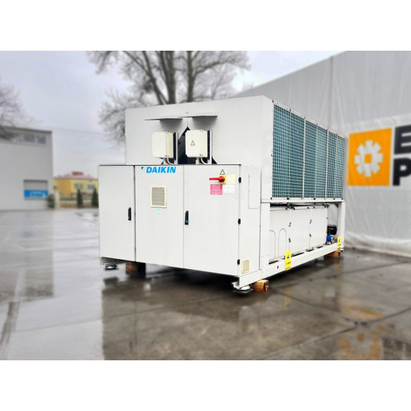 Чиллер для охолодження води 248 кВТ DAIKIN EWYD250BZSL (вживаний)