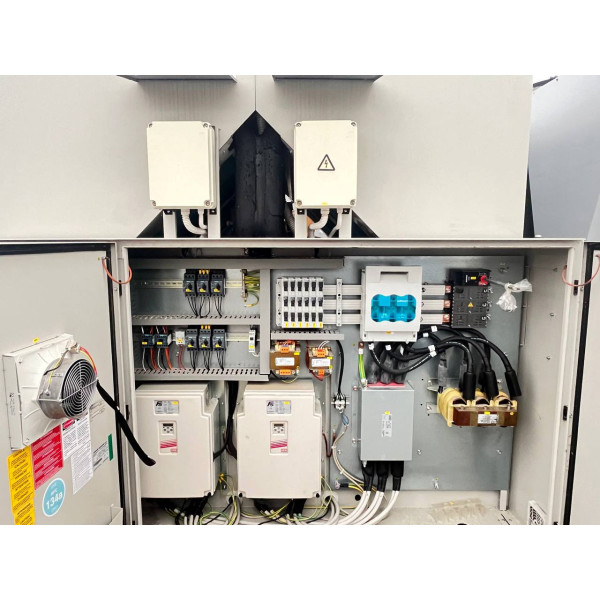 Чиллер для охолодження води 248 кВТ DAIKIN EWYD250BZSL (вживаний)