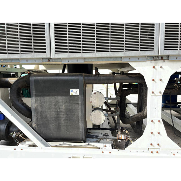 Чиллер для охолодження води 296,7 кВТ TRANE CGAM 110 (Вживаний)