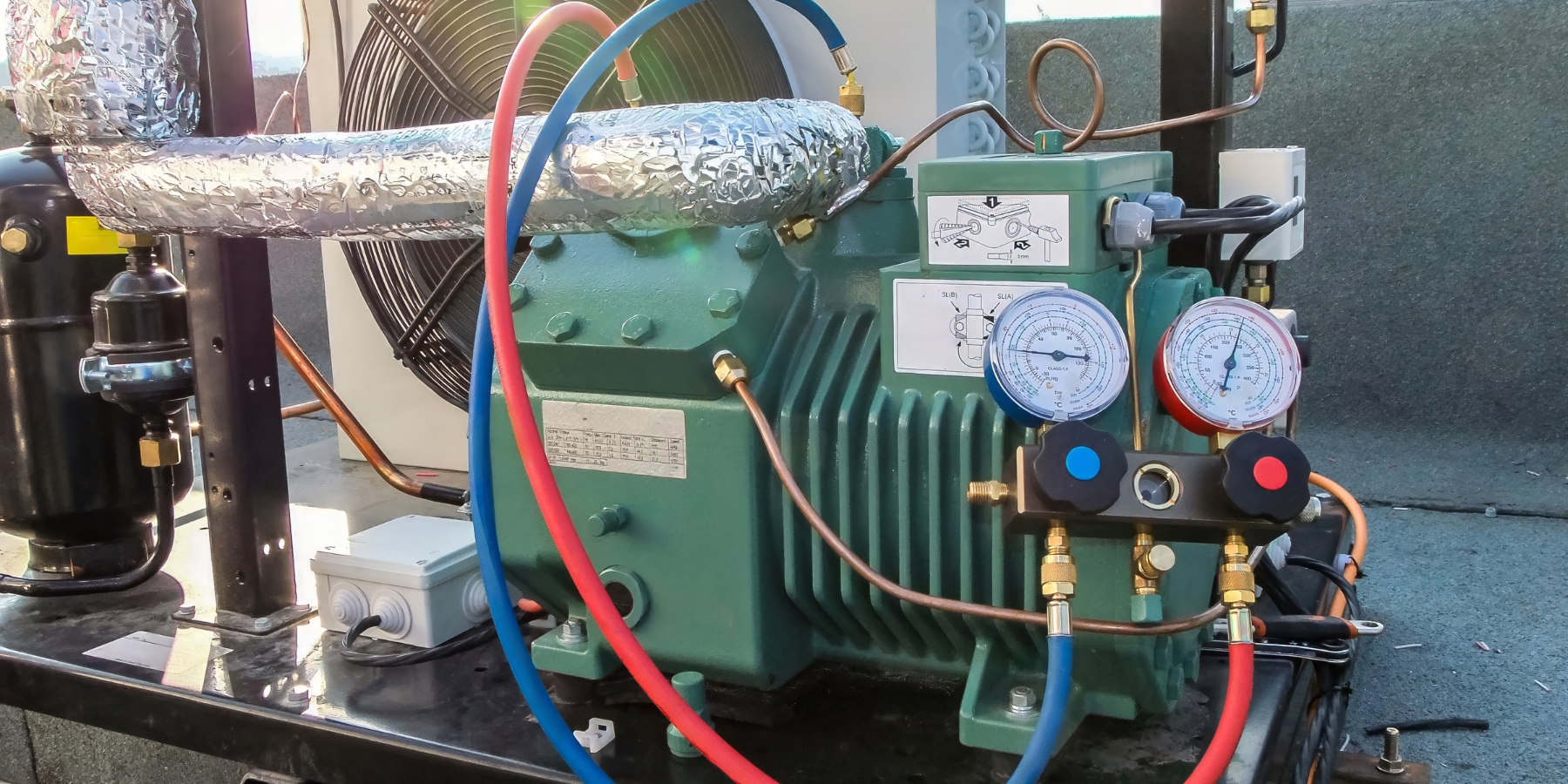 как слить конденсат с компрессора фото