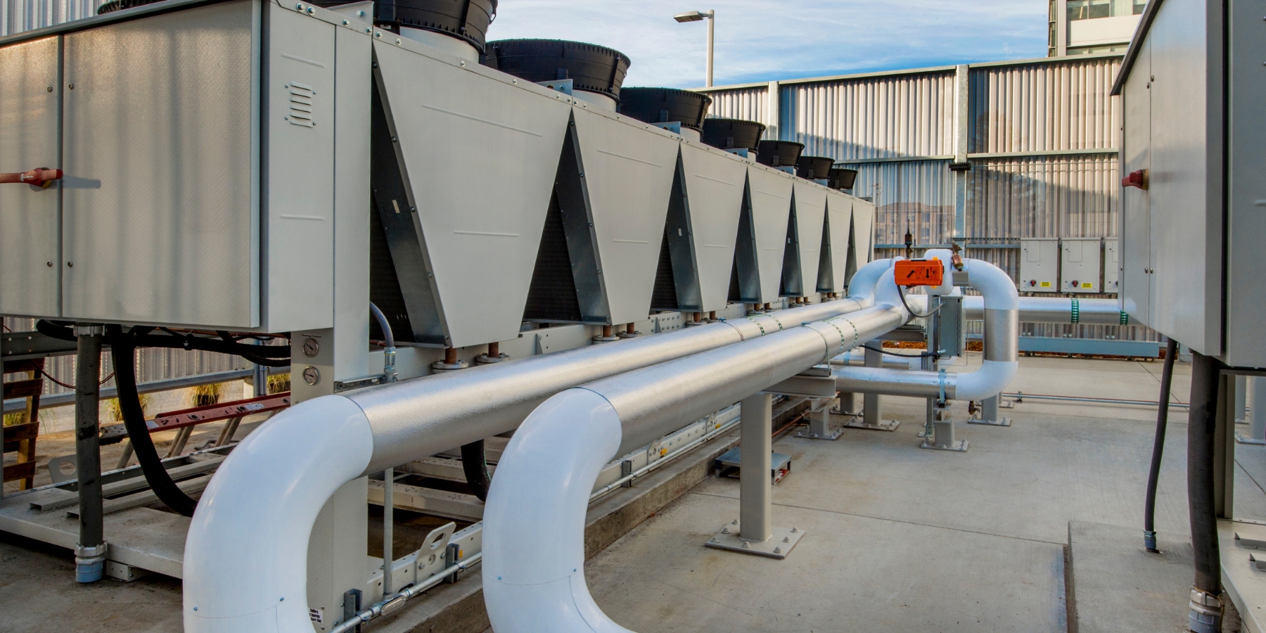 Топ 5 поставщиков чиллеров в Украине фото