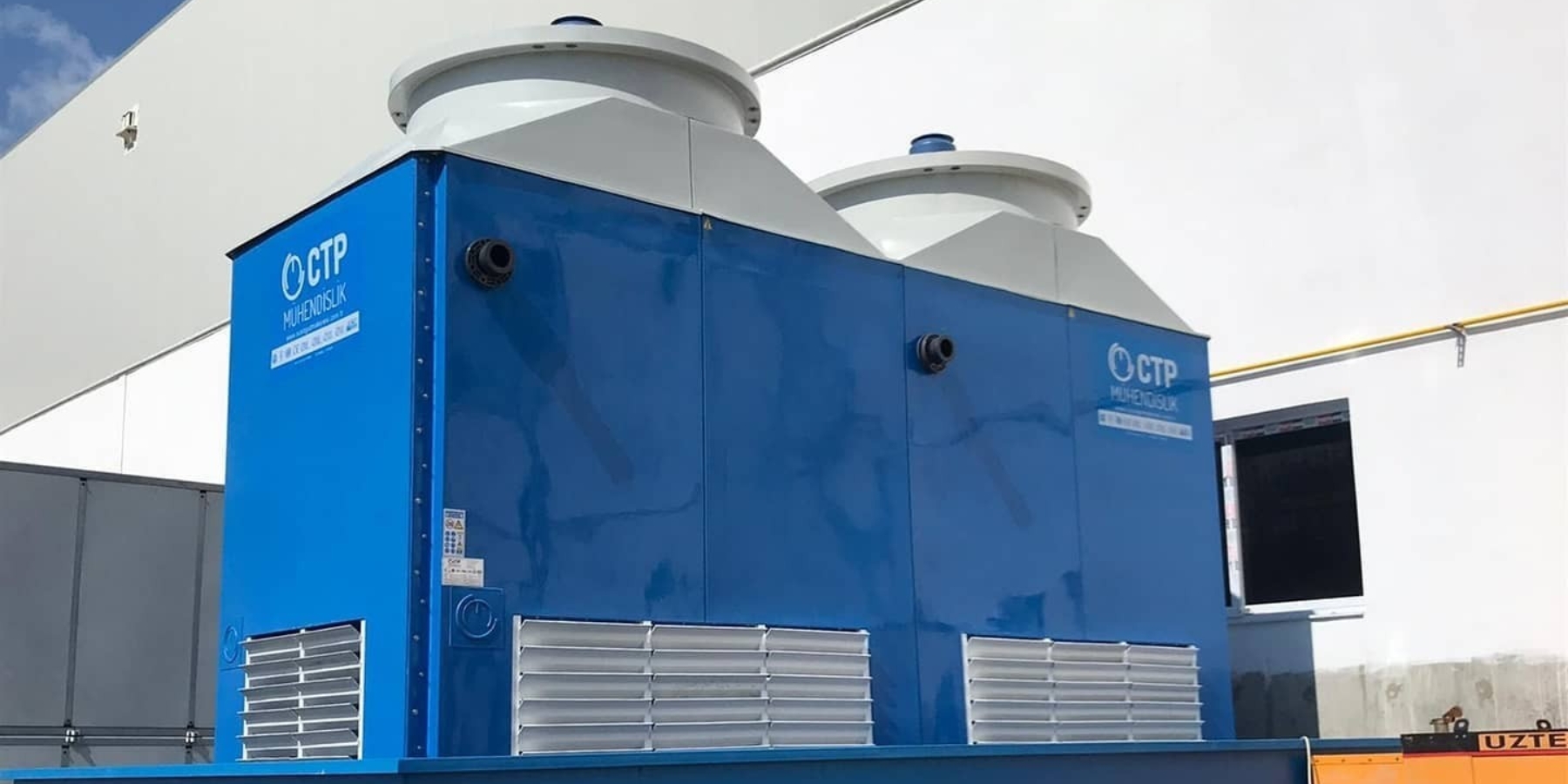 охолодження води на виробництві фото