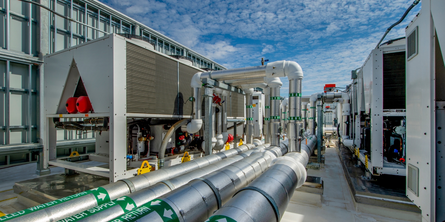 перевірка тиску фреону в чилері фото