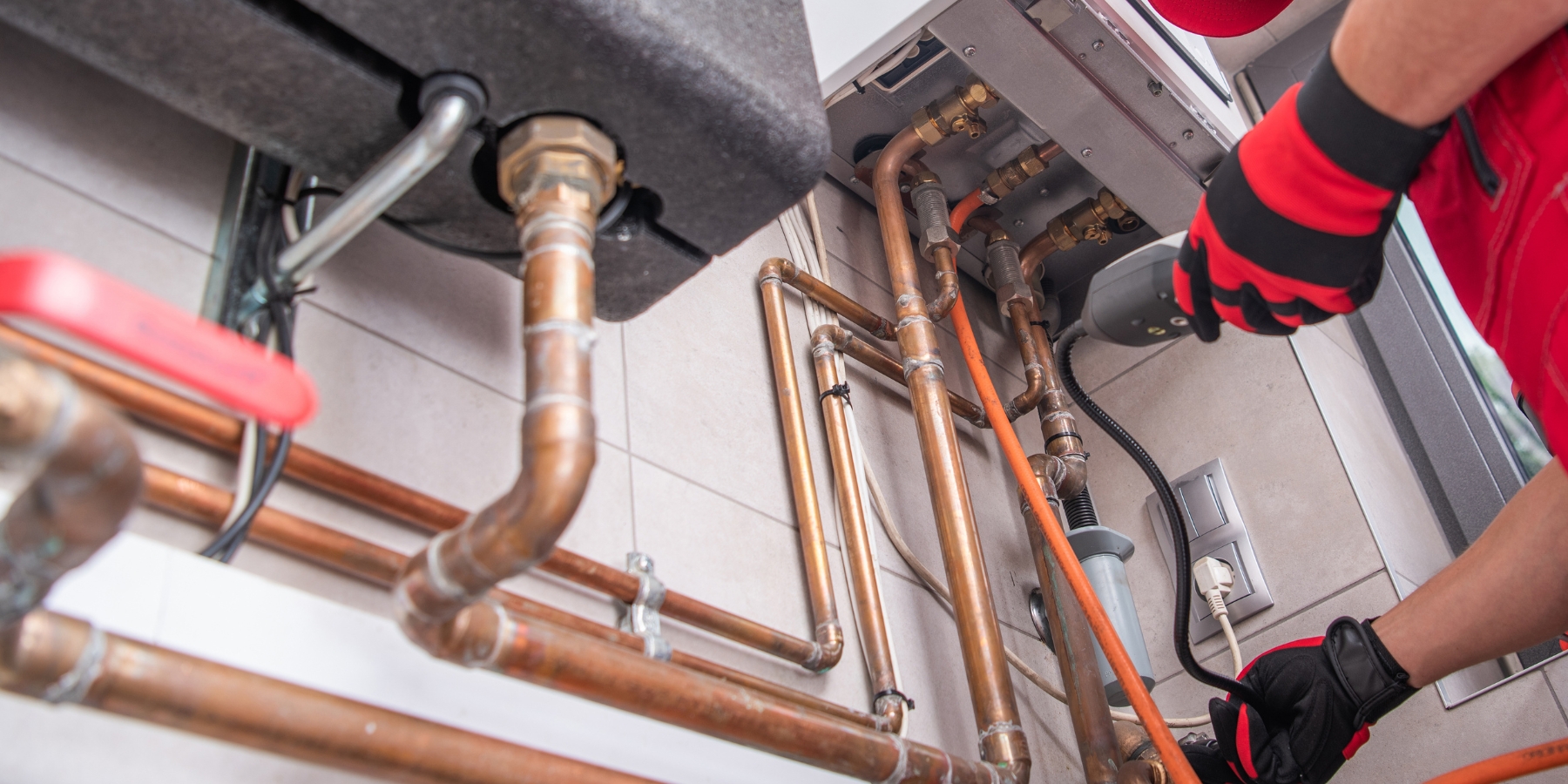 чому радіатори гріють наполовину фото